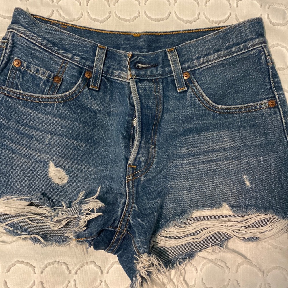 Levi’s 501 shortie jean shorts